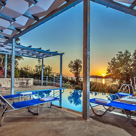 Zidanos Luxurious Sea Front Villa Marandokhórion Buitenkant foto